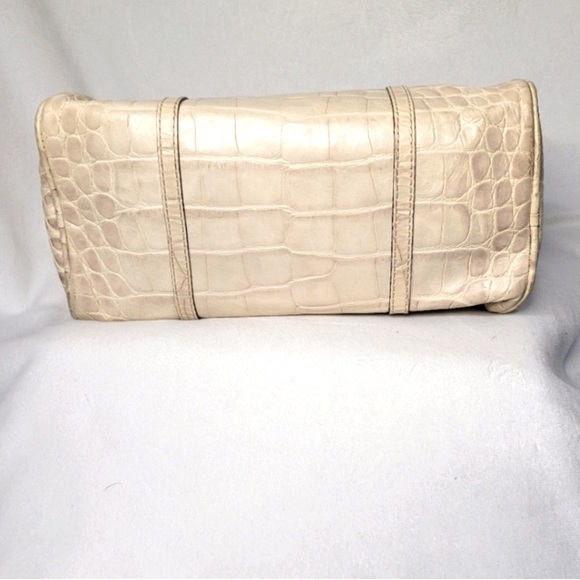 Dooney & Bourke Vintage Bone Croc Embossed Barrel Duffle Purse Bag - Picture 8 of 14